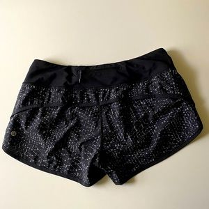 Lululemon Black and Grey Speed Short